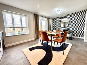 Photo 9- click for photo gallery